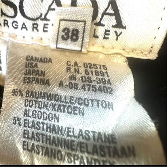 Escada Margaretha Ley black streight pants with gold hardware - Picture 10 of 13